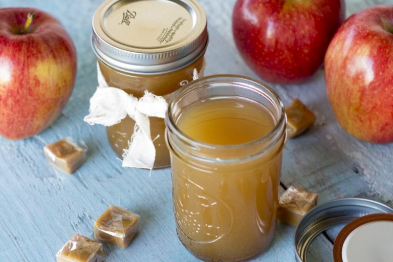 CARAMEL APPLE MOONSHINE • Taylor Bradford