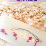 Who says skeleton keys need to be boring? Add a little hot pink spray paint and you've got yourself something charming! Learn how to make this super easy DIY Pink Skeleton Key Charm Necklace!